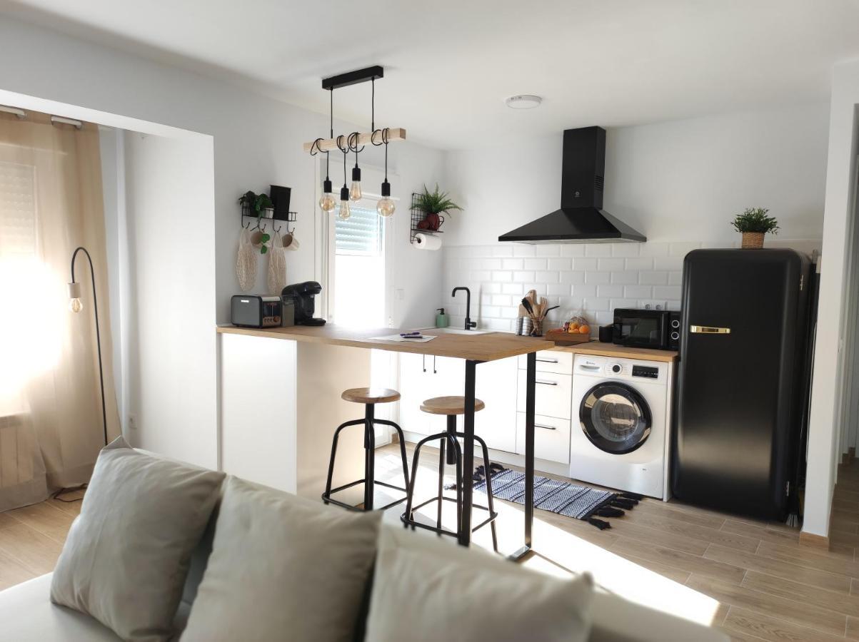 Apartamentos La Casa Del Maestro Alhama de Aragón Exteriér fotografie